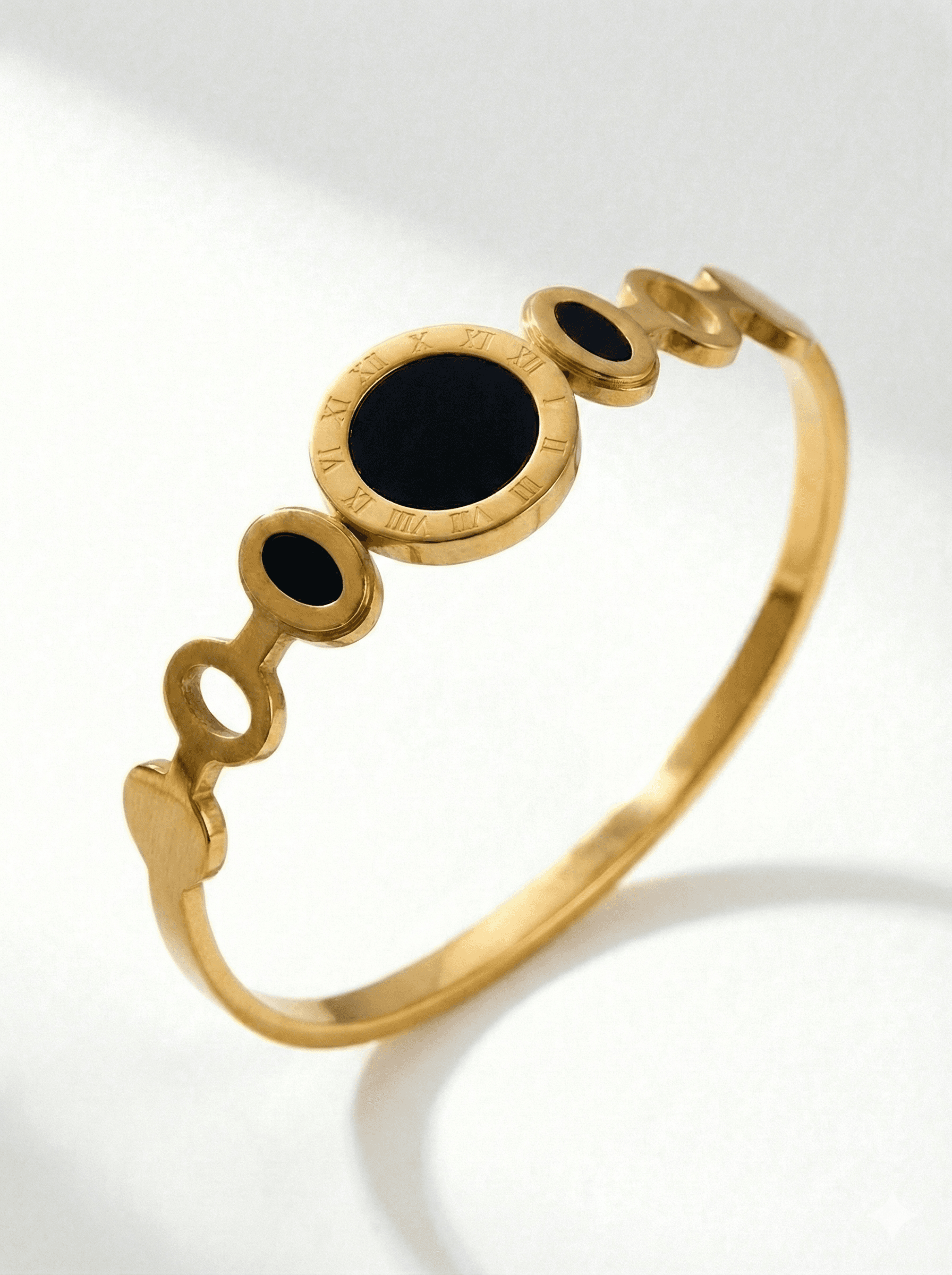Black Moon Kada